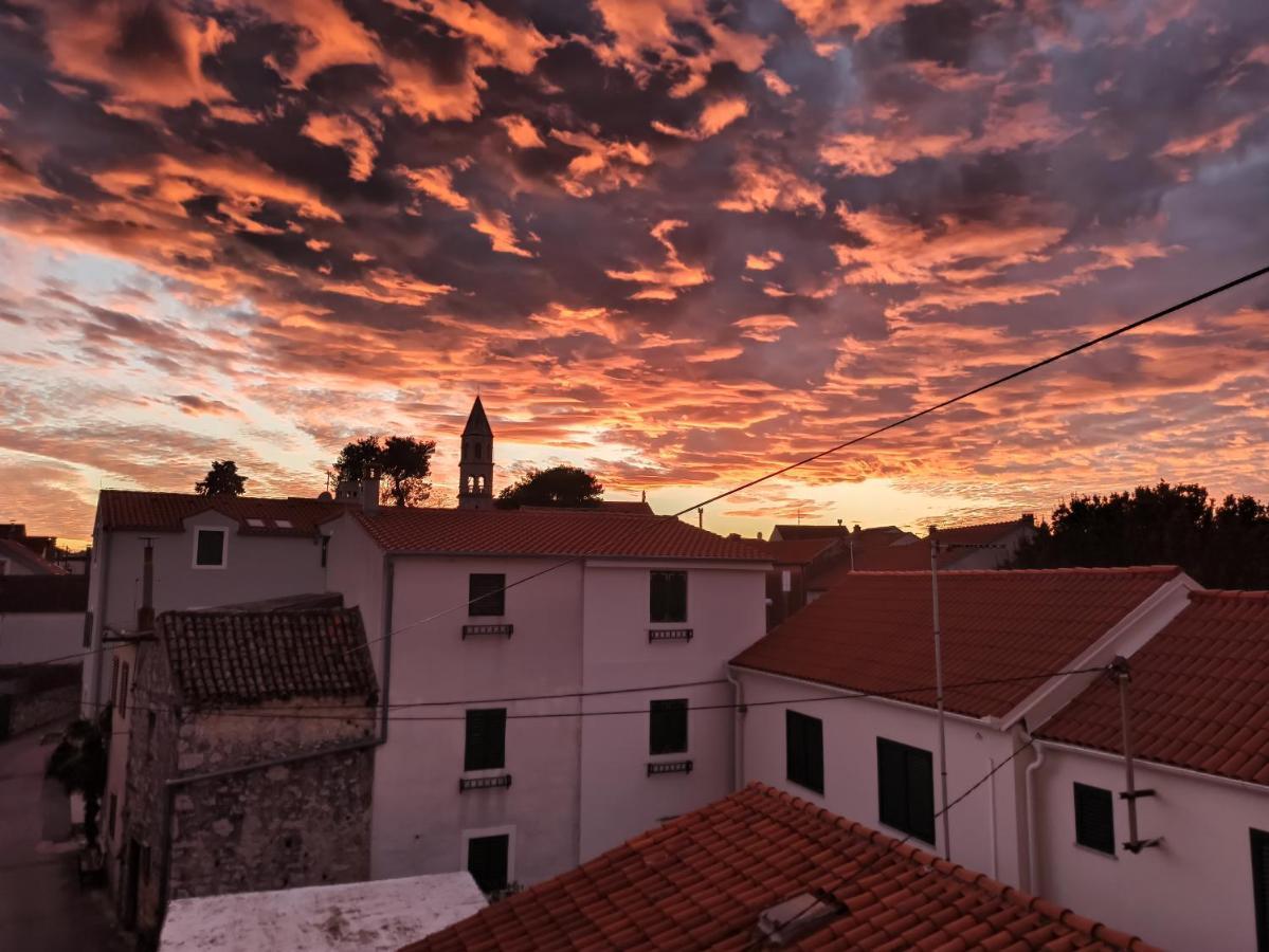 Apartments Vrime Biograd Na Moru Exteriör bild